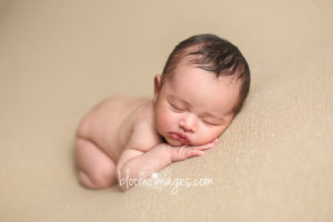 Newborn Baby Photo Session with Bloom Images by Sylvia Osinski, in Ashburn, Northren VA